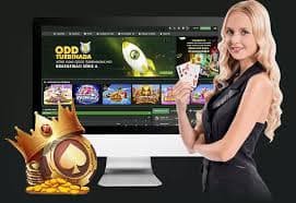 Meja live roulette Eropa di ungu dengan dealer Indonesia